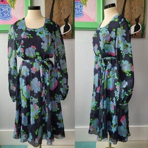 Vintage 1960s Flower Power Dress Modern Size M